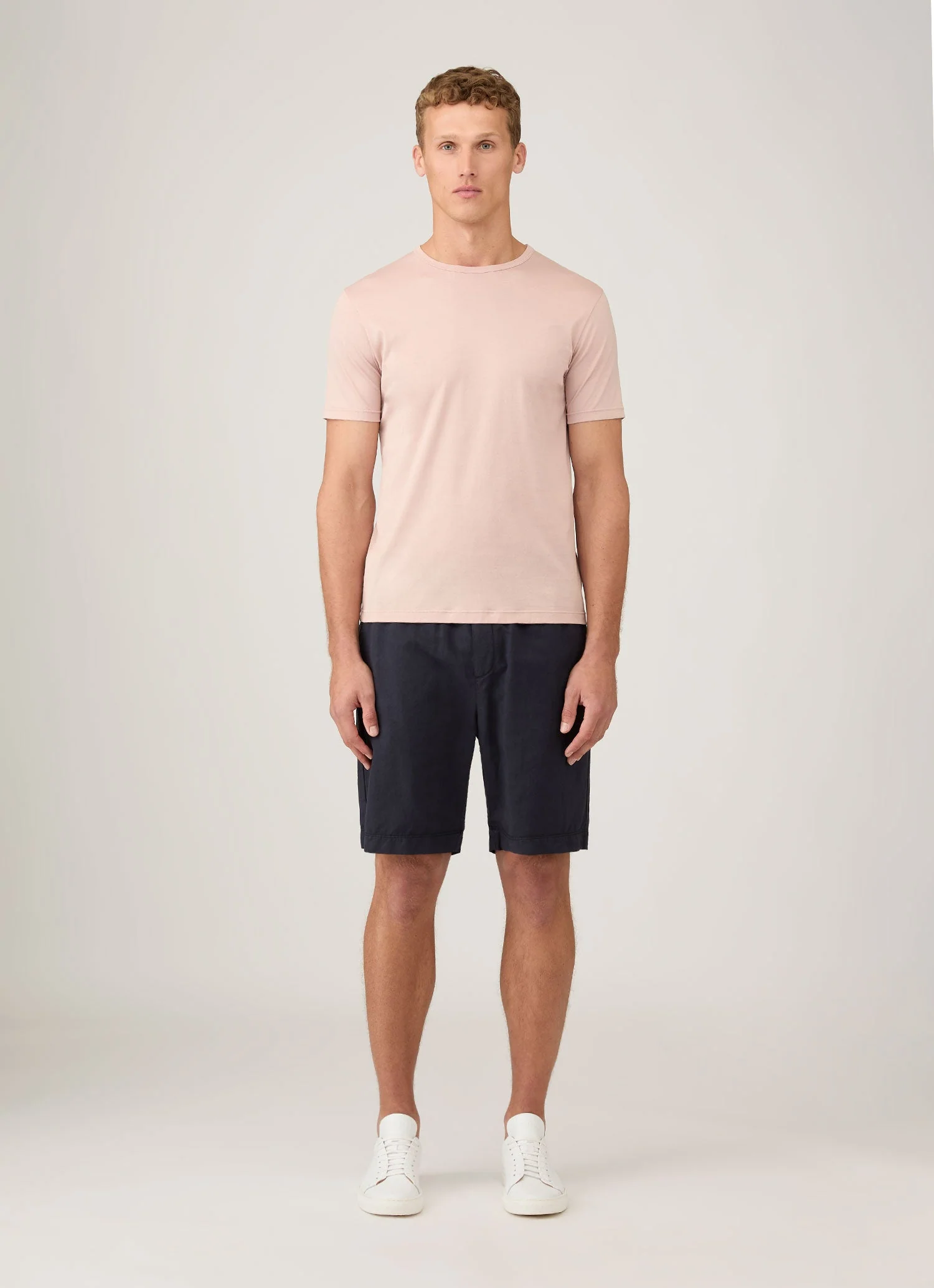 Men's Cotton Linen Drawstring Shorts in Navy - Image 3
