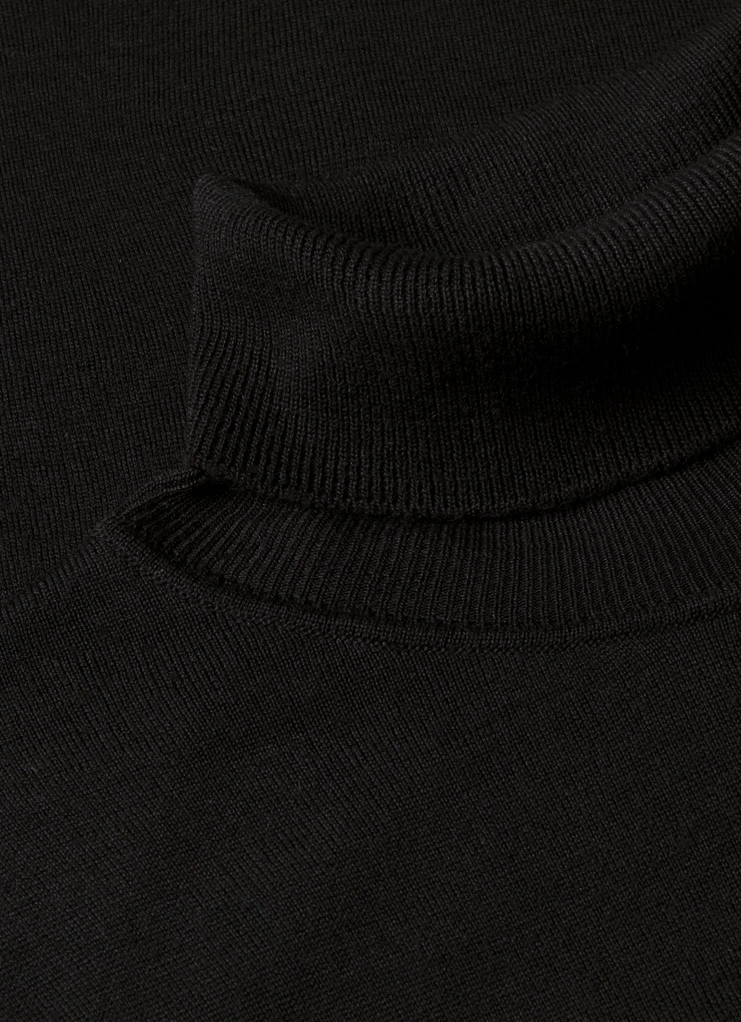 Men's Extra-Fine Merino Roll Neck in Black - Image 4