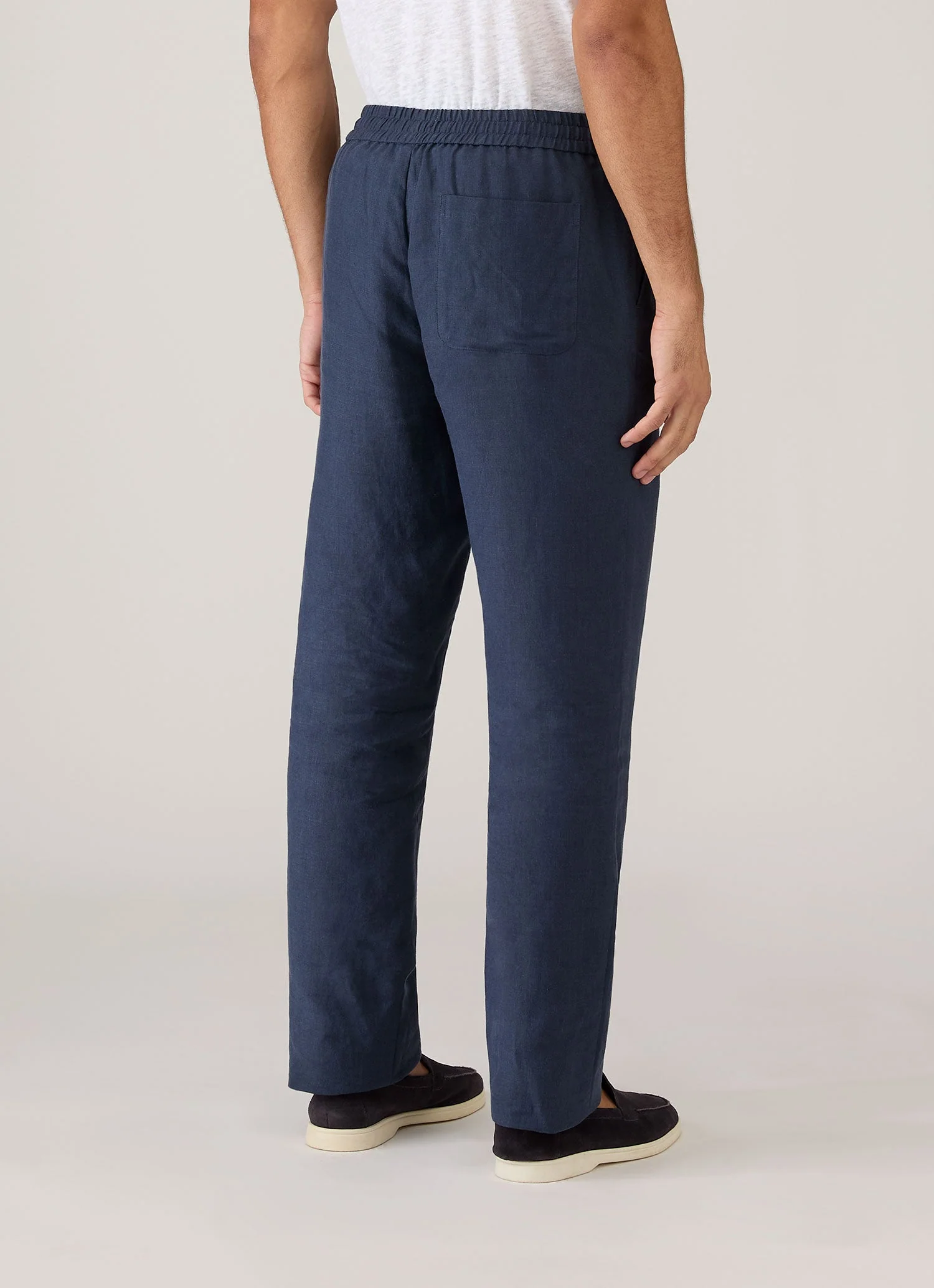 Men's Linen Drawstring Trouser in Light Navy - Image 5