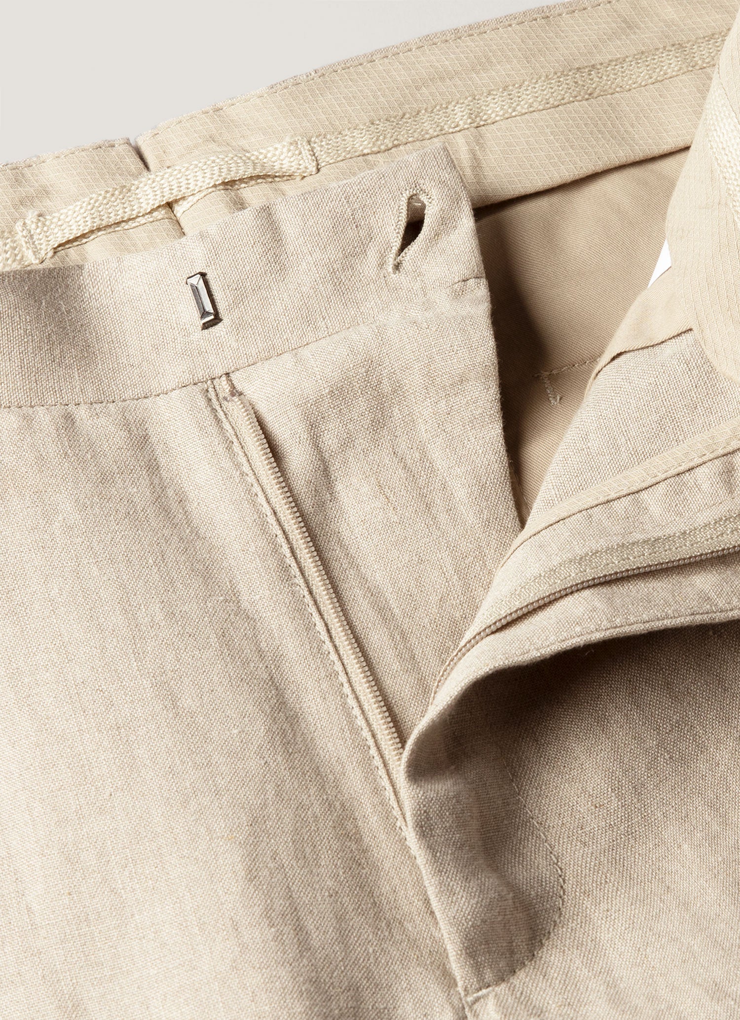 Men's Linen Trouser in Sand - Image 4
