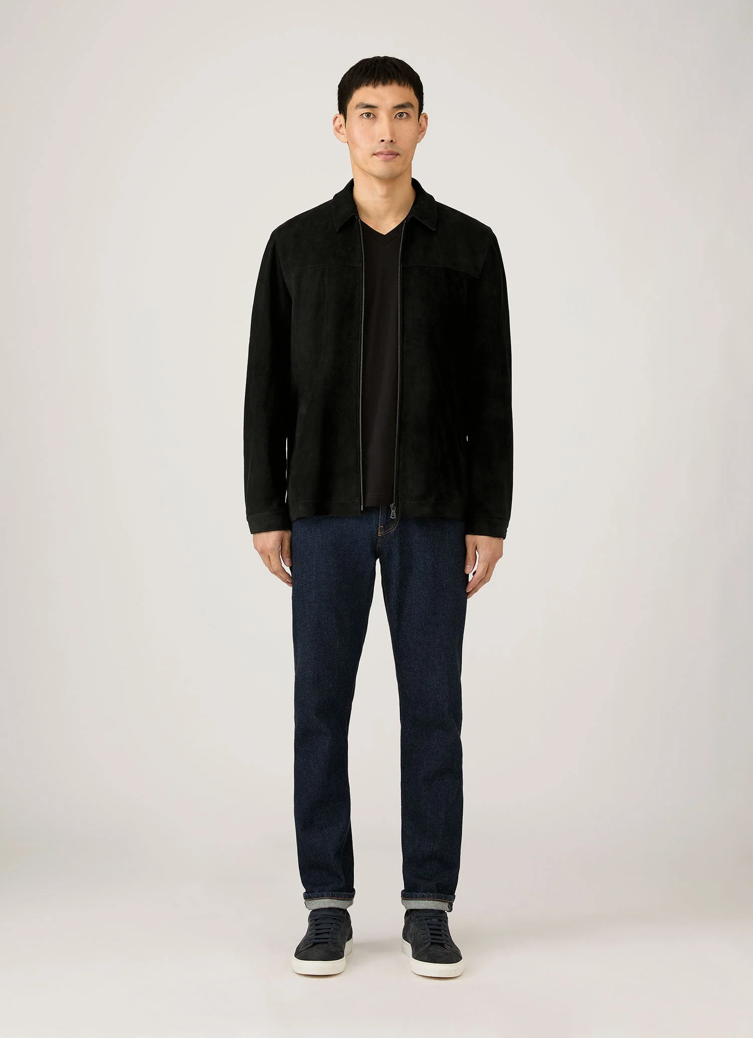 Men's Riviera Midweight V‑neck T‑shirt in Black - Image 3
