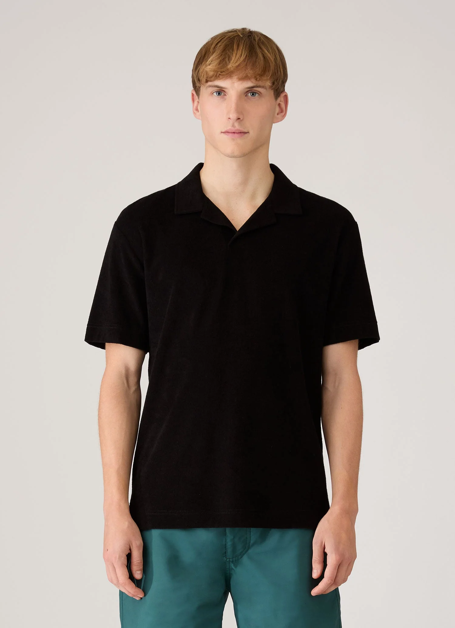 Men's Towelling Polo Shirt in Black - Image 2