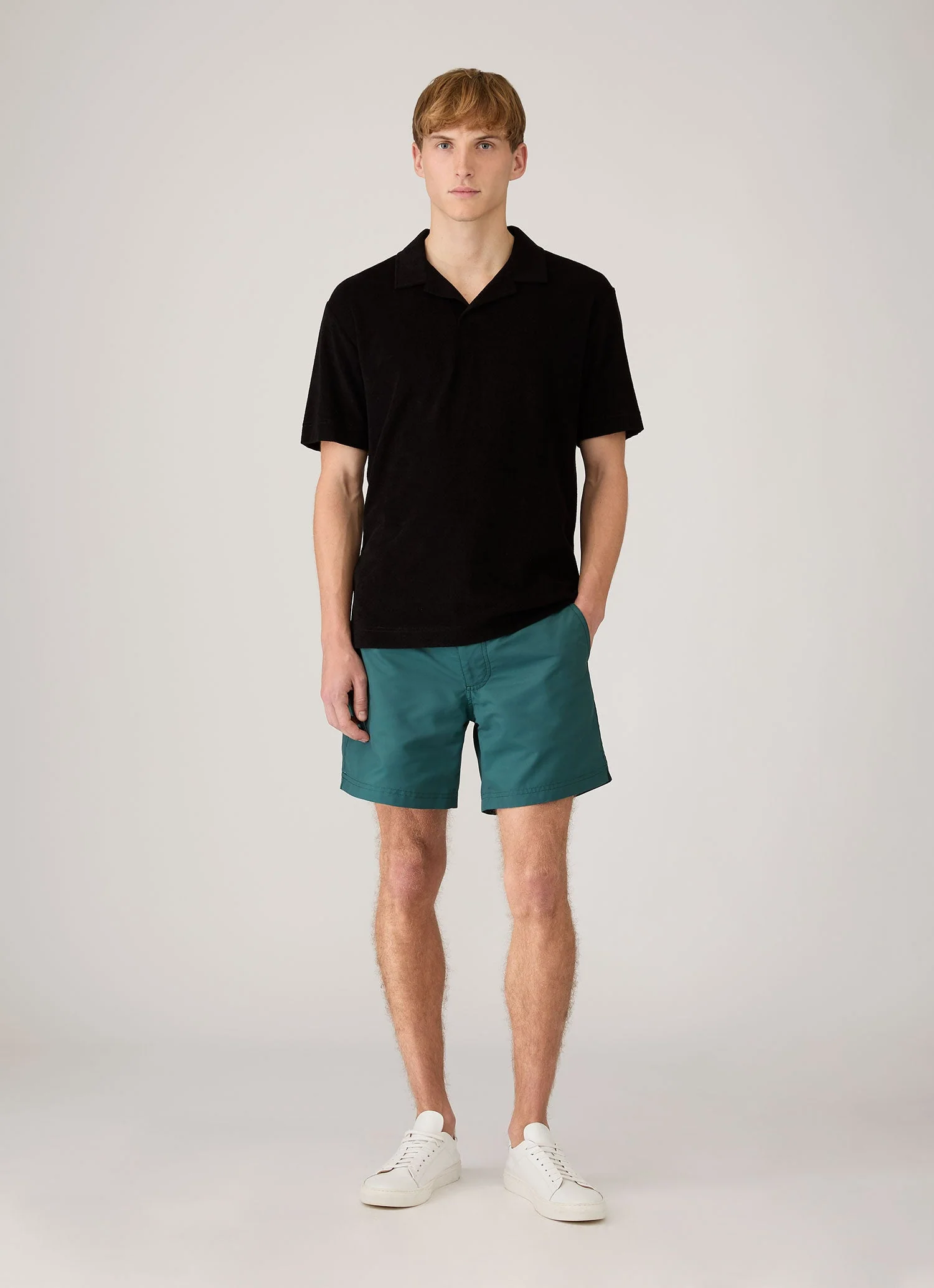 Men's Towelling Polo Shirt in Black - Image 3