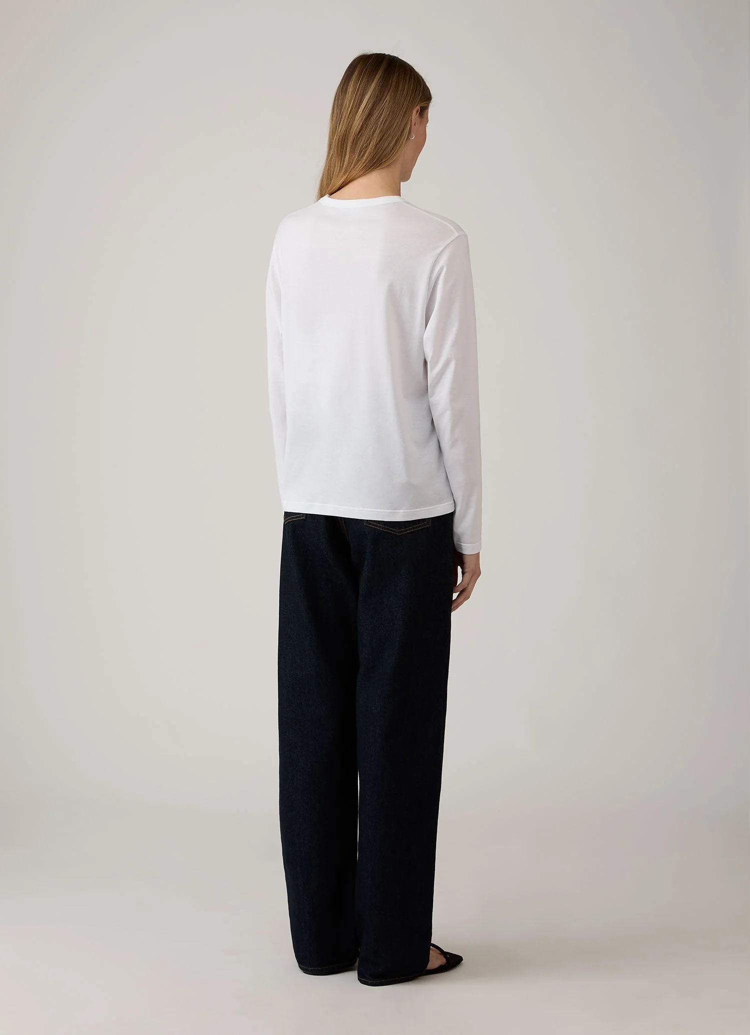 Women's Long Sleeve Everyday T-shirt in White - Image 3