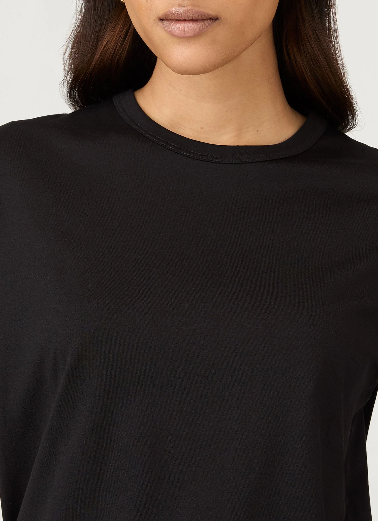 Women's Everyday T-shirt in Black - Image 4